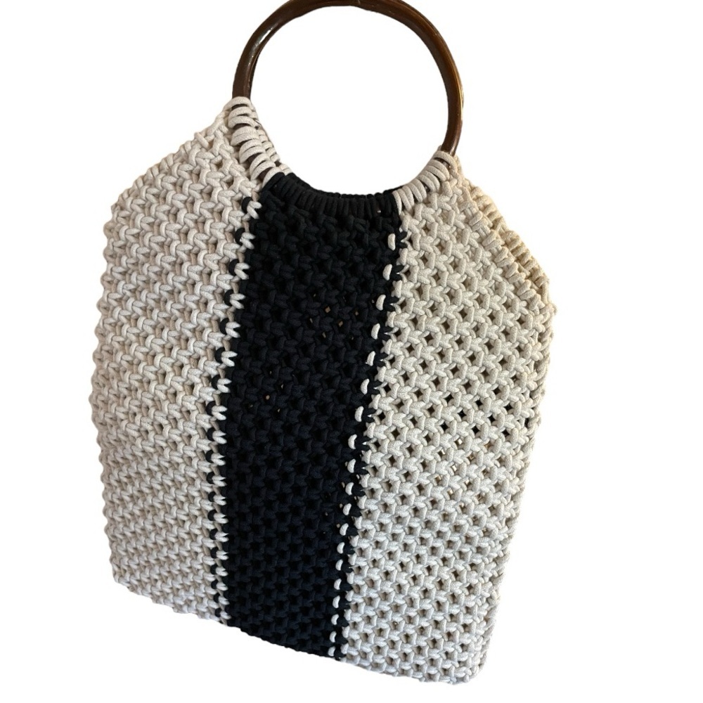Woven Handbag - Picture 8 of 8